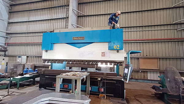 Chuyên sửa chữa máy CNC