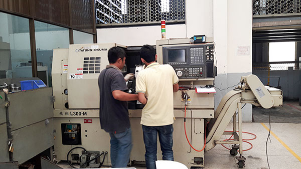 Thi công sửa máy CNC nhanh chóng